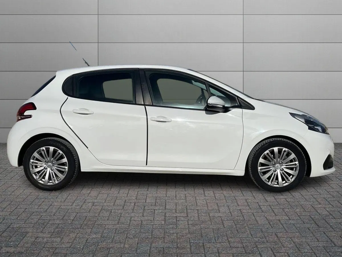 Peugeot 208 usata a Ragusa (3)