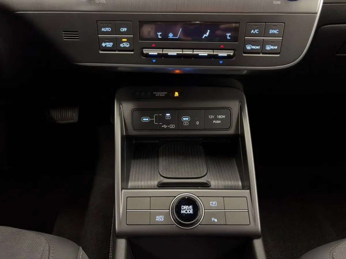 Hyundai Kona nuova a Pistoia (13)