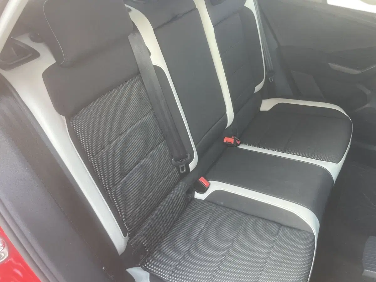 Volkswagen T-Roc usata a Pistoia (12)