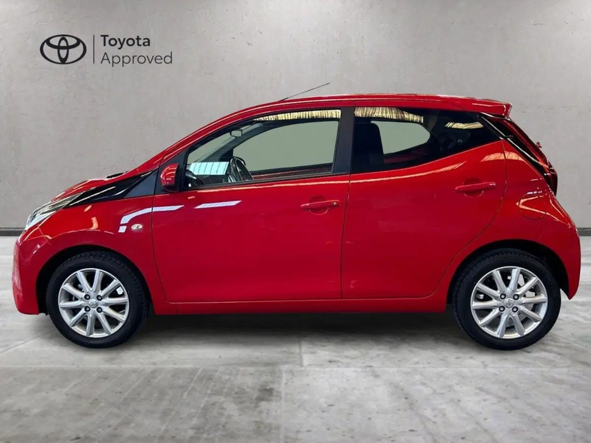 Toyota Aygo usata a Milano (4)