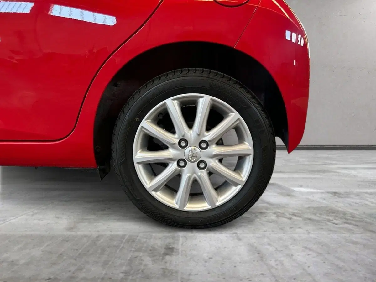 Toyota Aygo usata a Milano (9)
