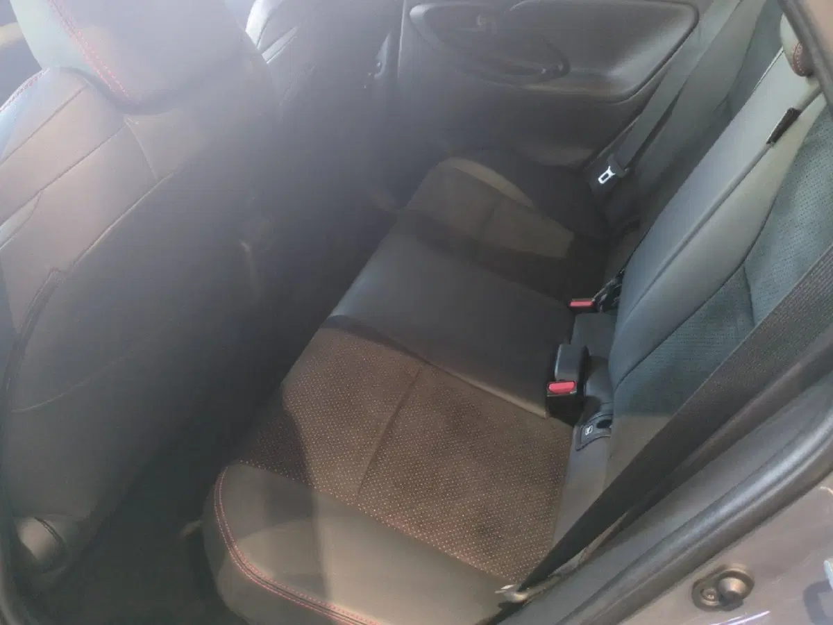 Toyota Yaris GR Sport usata a Milano (10)