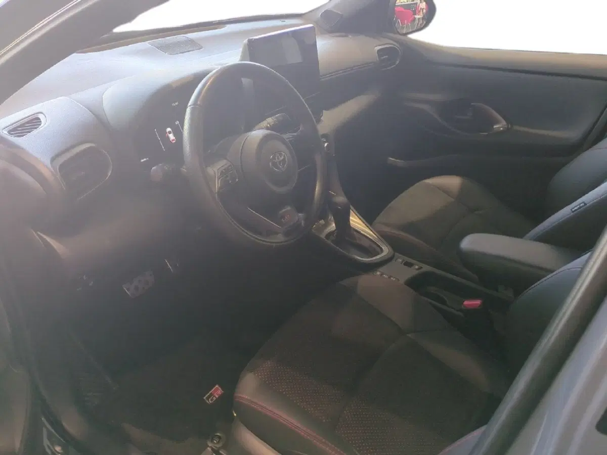 Toyota Yaris GR Sport usata a Milano (11)