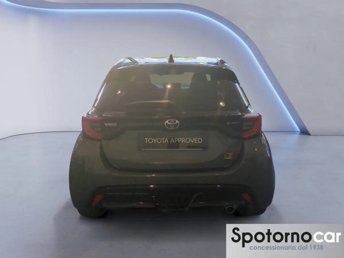 Toyota Yaris GR Sport usata a Milano (4)