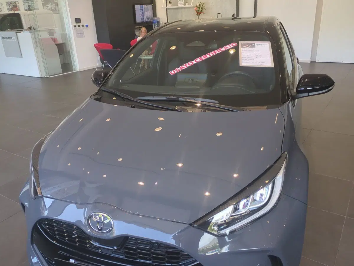 Toyota Yaris GR Sport usata a Milano (5)