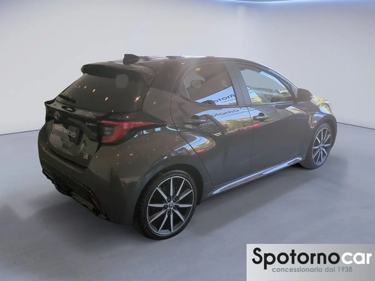 Toyota Yaris GR Sport usata a Milano (6)