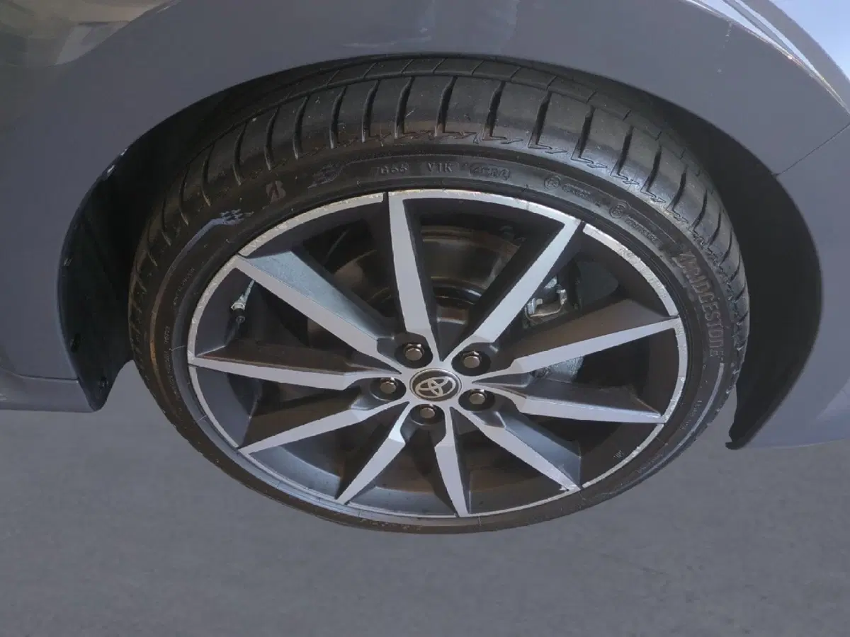 Toyota Yaris GR Sport usata a Milano (8)