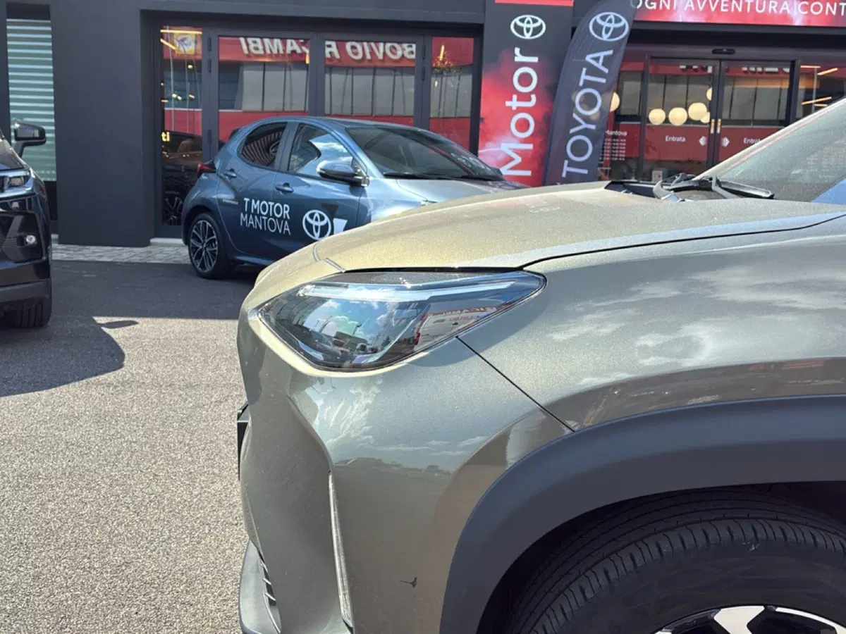 Toyota Yaris Cross usata a Mantova (10)