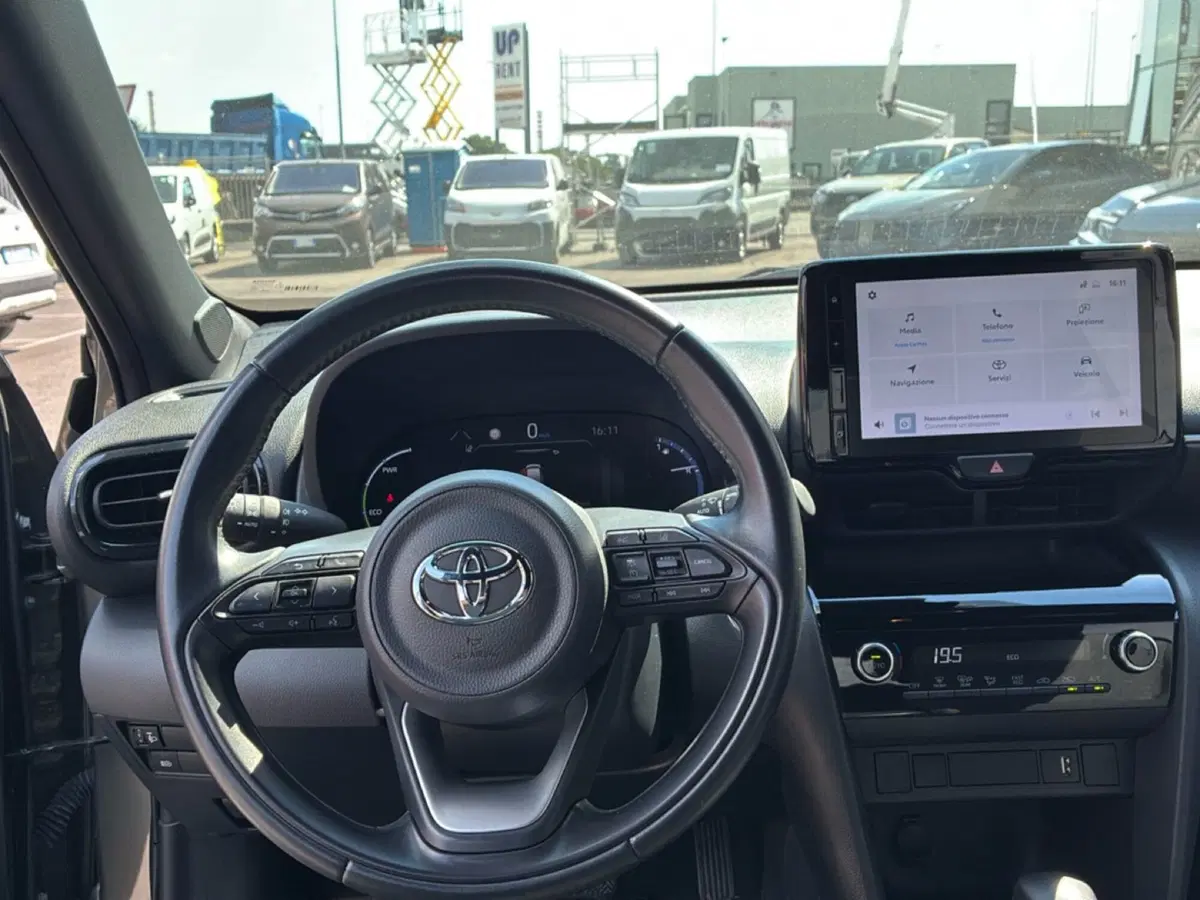 Toyota Yaris Cross usata a Mantova (18)
