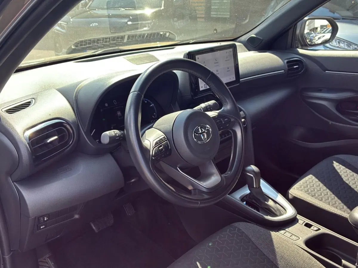Toyota Yaris Cross usata a Mantova (20)
