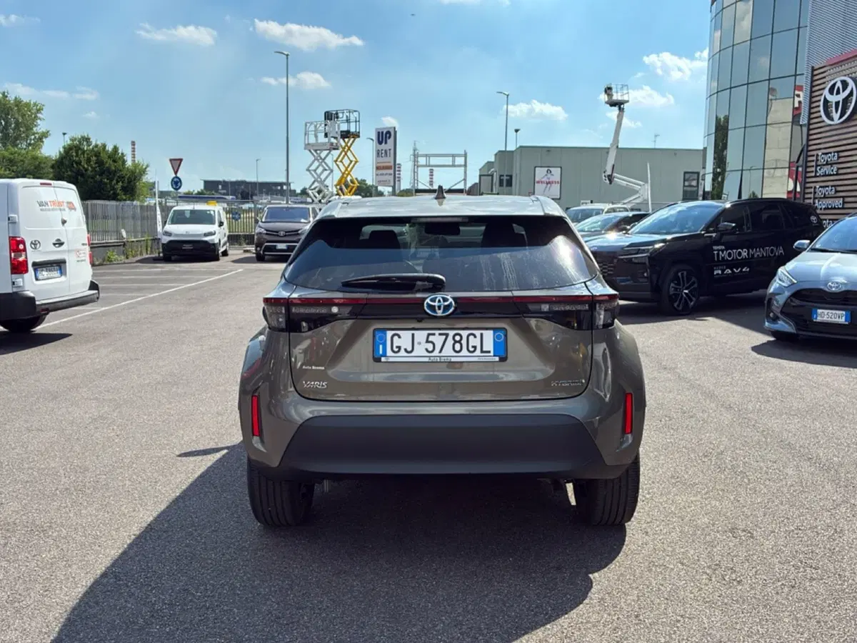 Toyota Yaris Cross usata a Mantova (4)