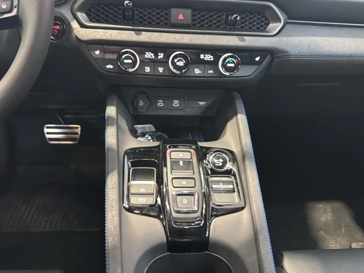 Honda Prelude nuova a Bologna (12)