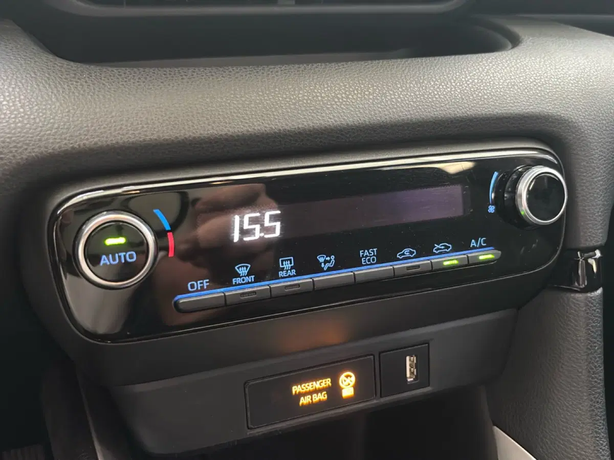 Toyota Yaris usata a Bologna (14)