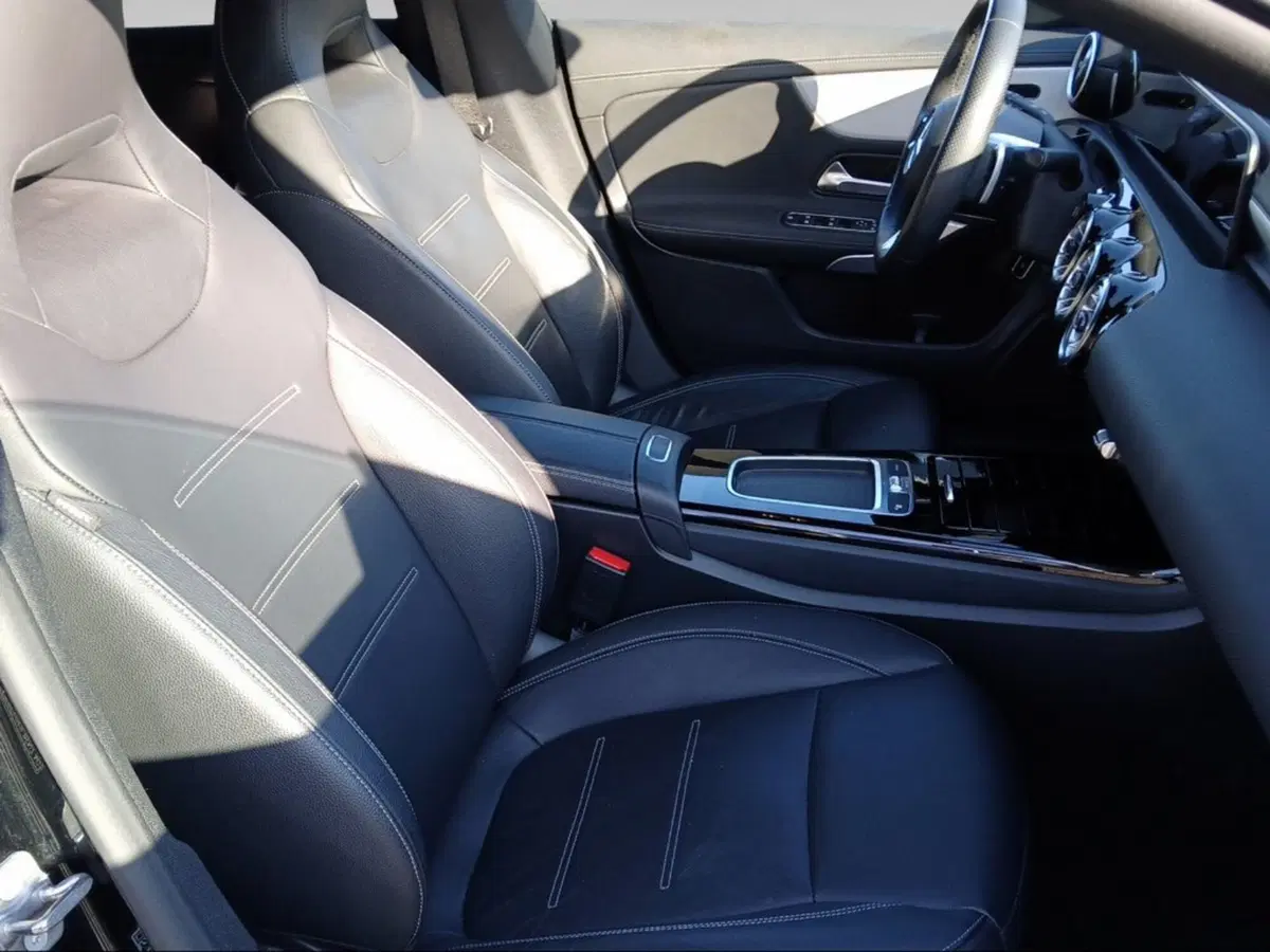 Mercedes-Benz CLA Shooting Brake usata a Pisa (13)
