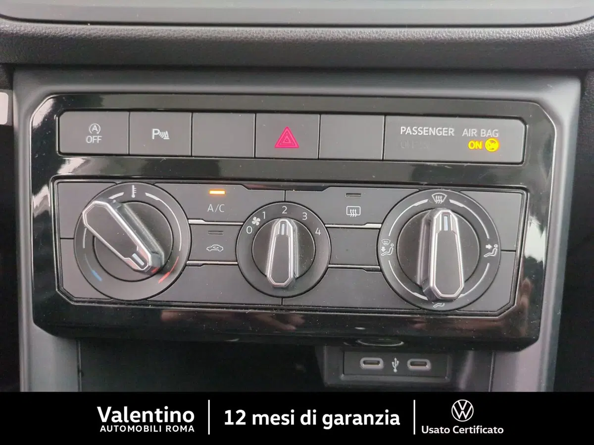 Volkswagen T-Cross usata a Roma (17)