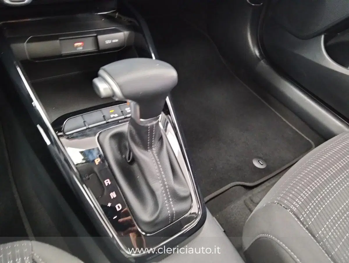 Kia Stonic usata a Como (16)