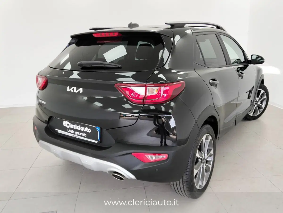 Kia Stonic usata a Como (2)