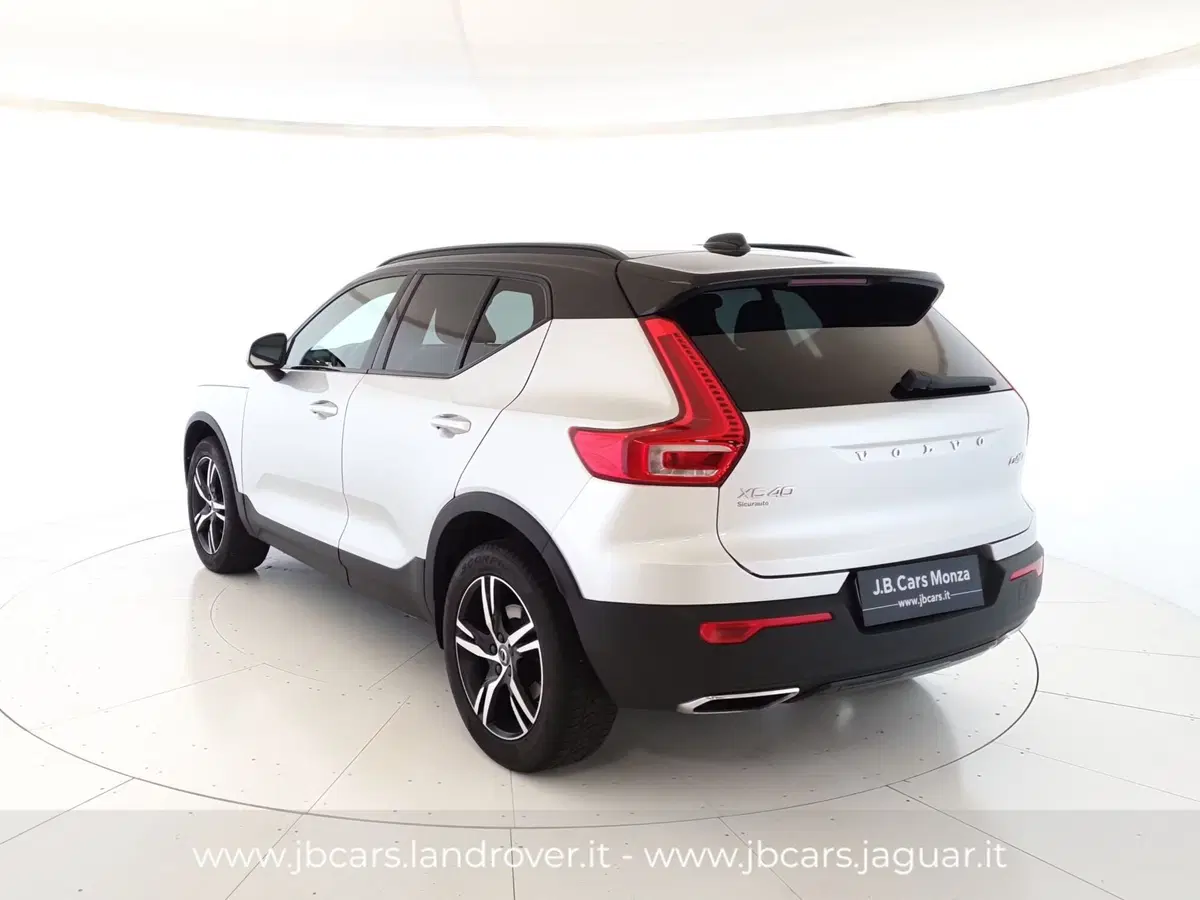 Volvo XC40 usata a Monza e Brianza (15)