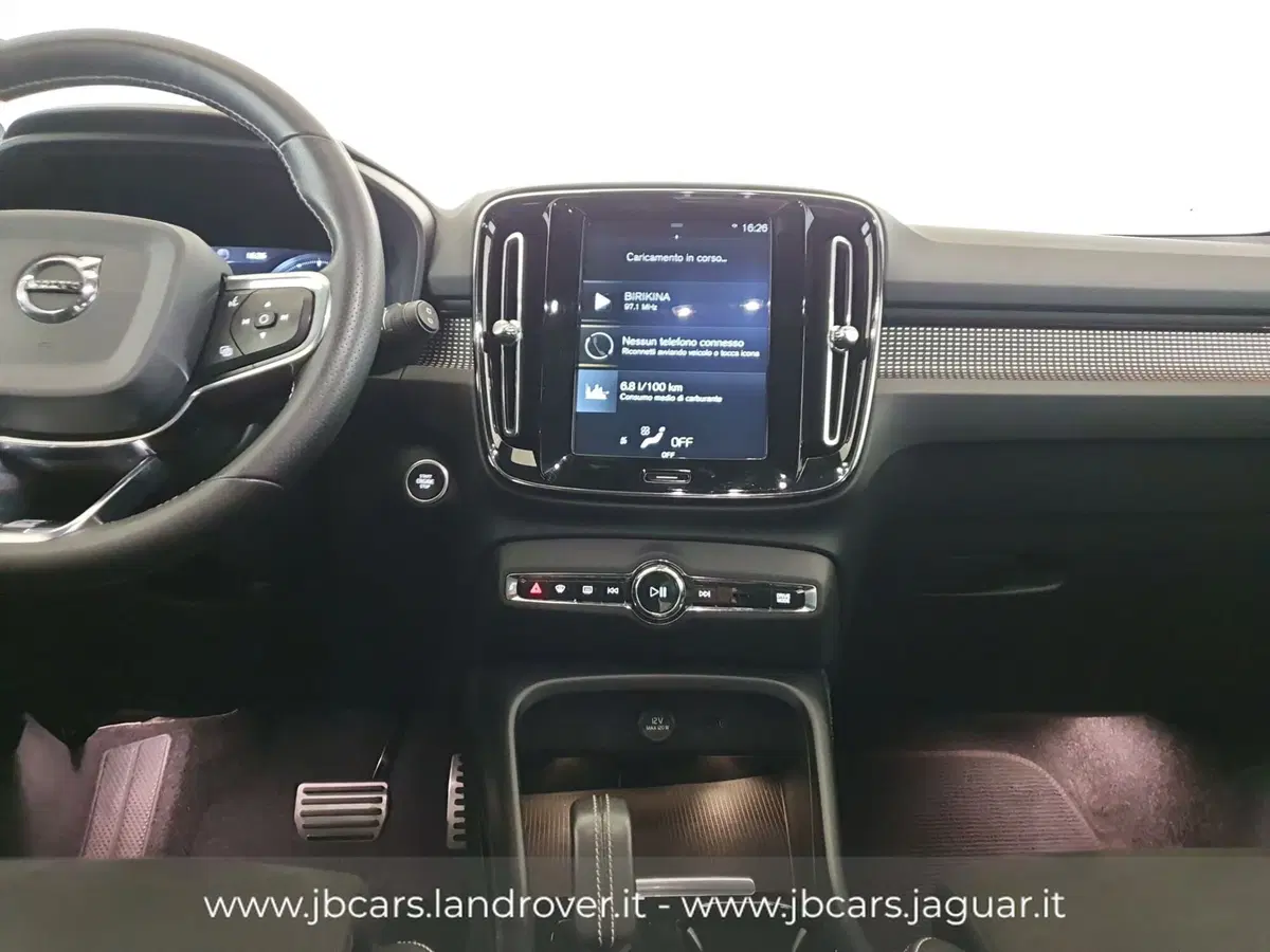 Volvo XC40 usata a Monza e Brianza (19)
