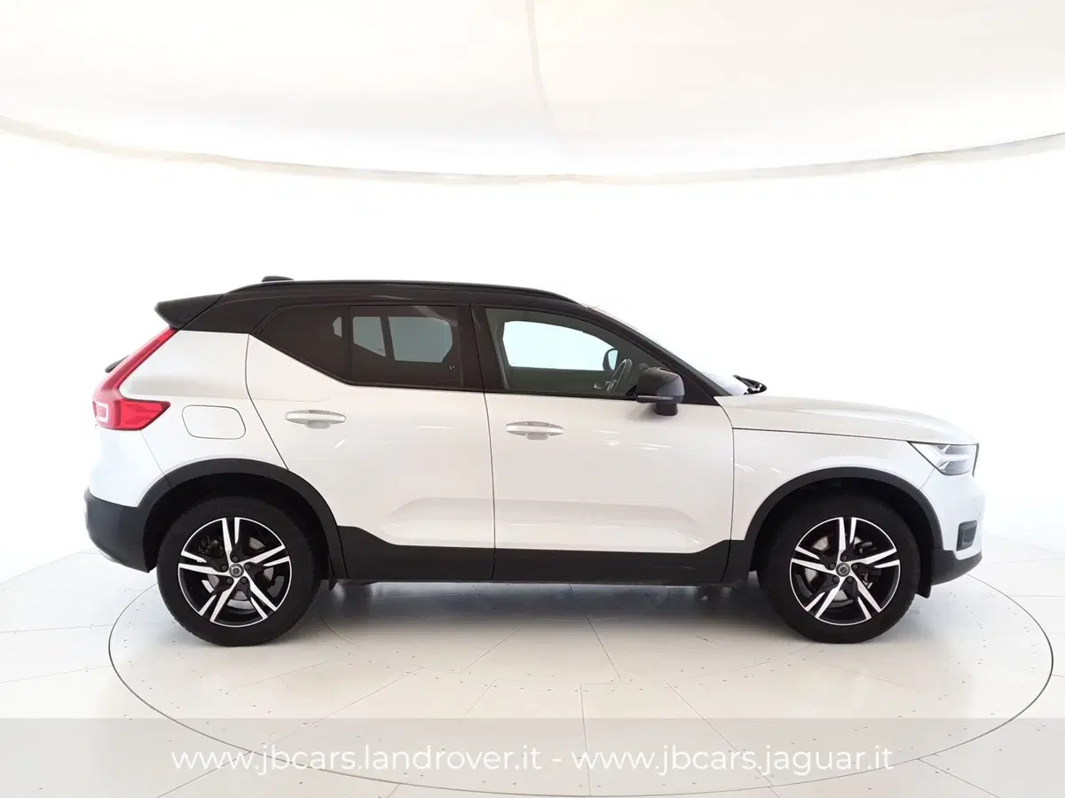 Volvo XC40 usata a Monza e Brianza (6)
