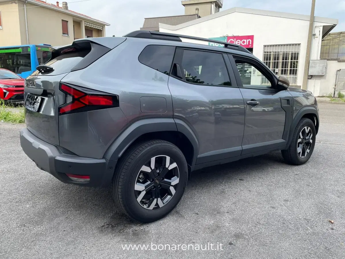 Dacia Duster nuova a Monza e Brianza (5)