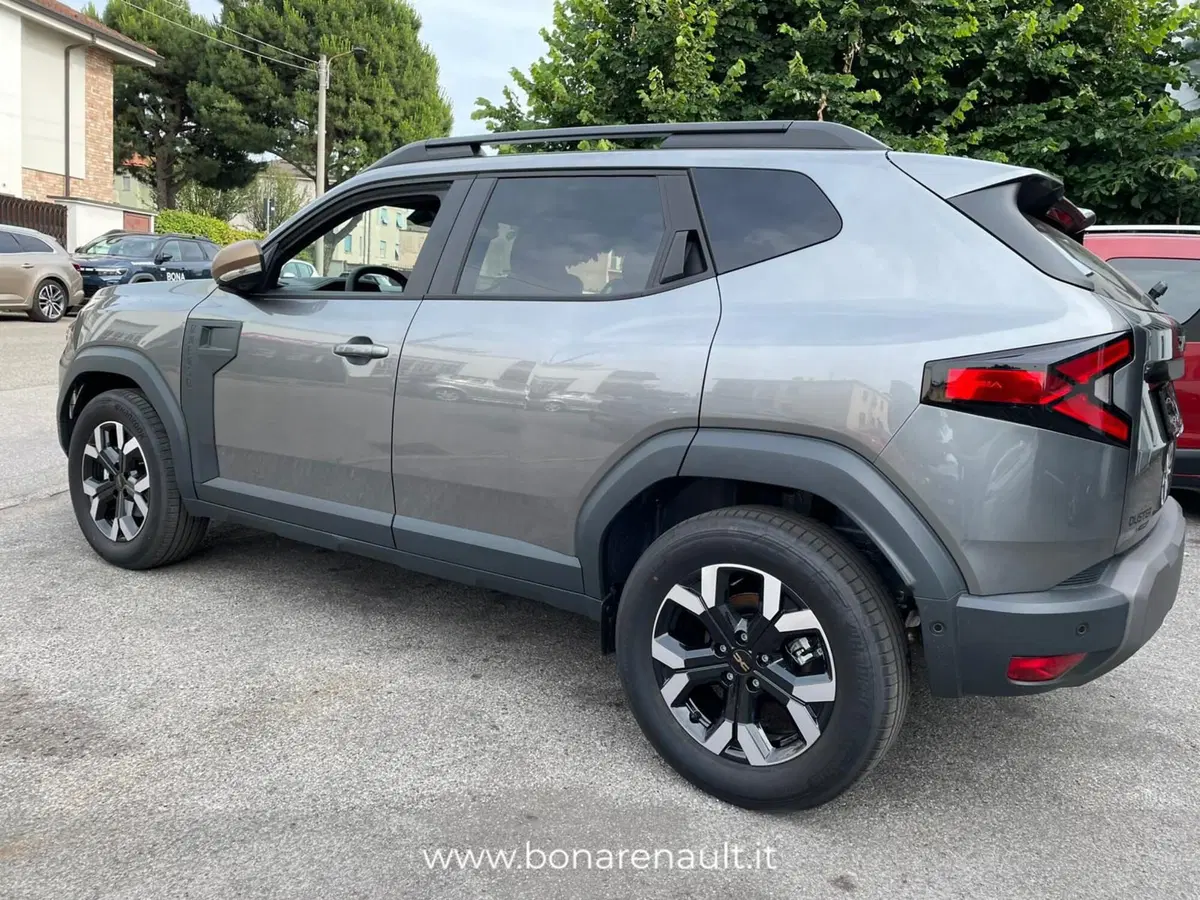 Dacia Duster nuova a Monza e Brianza (6)