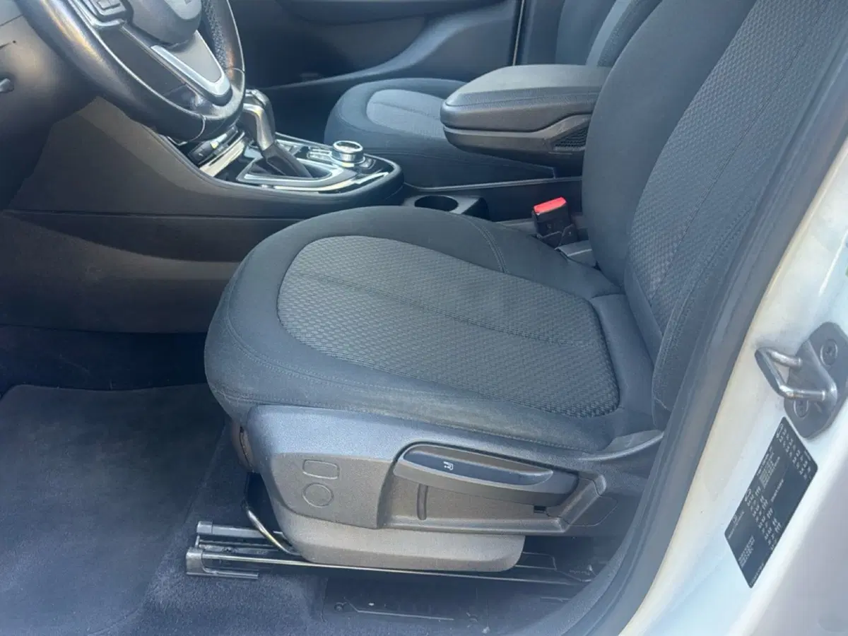 BMW Serie 2 Active Tourer usata a Ferrara (10)