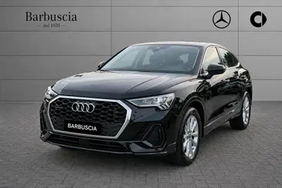 Audi Q3 Sportback Sportback 35 2.0 tdi s-tronic del 2021 usata a Pescara