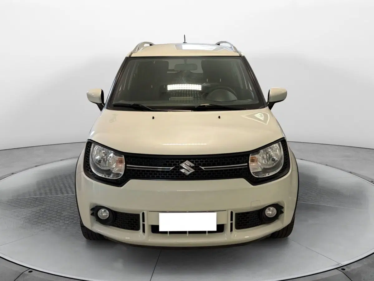 Suzuki Ignis usata a Pisa (2)