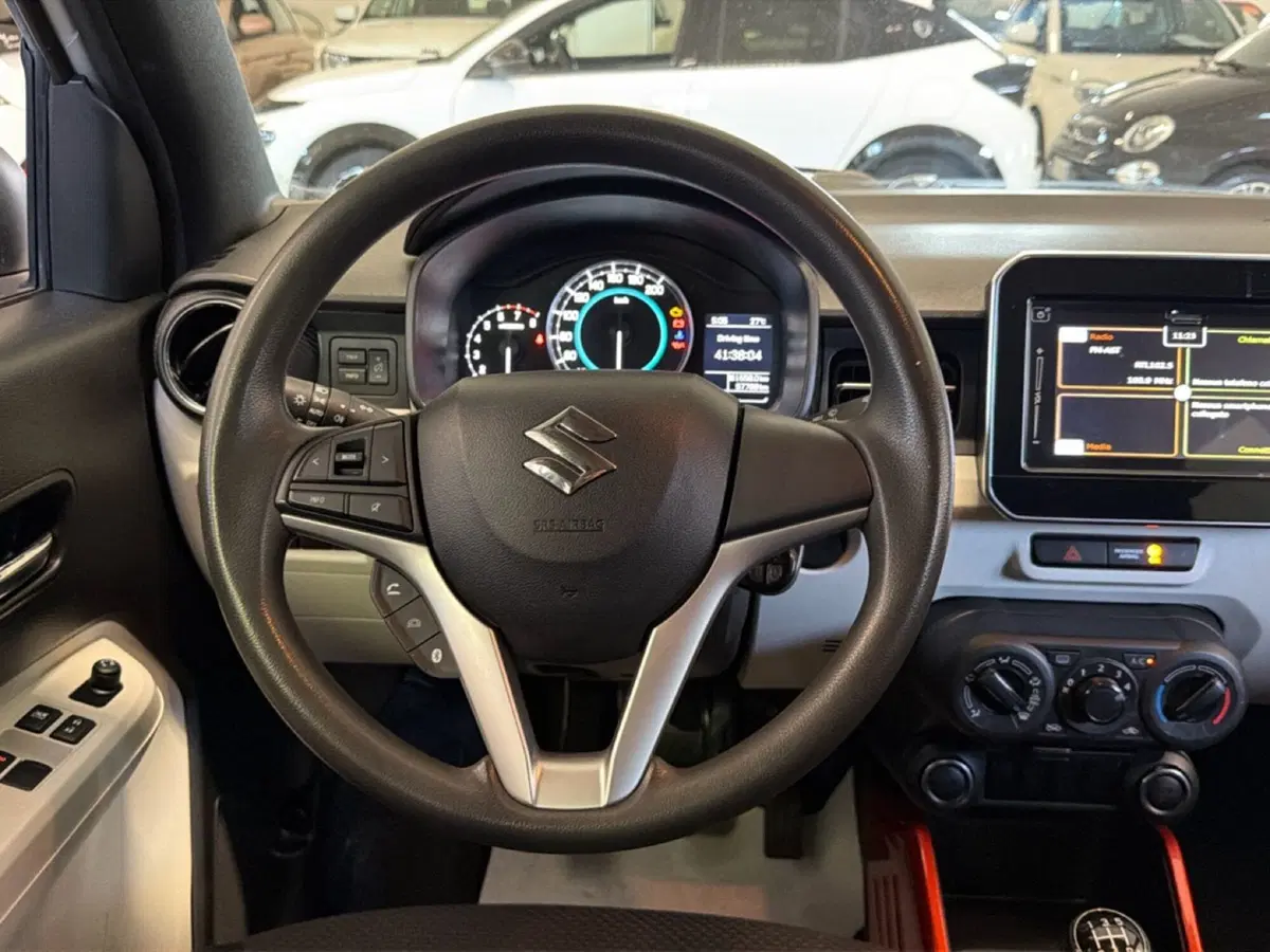 Suzuki Ignis usata a Pisa (7)