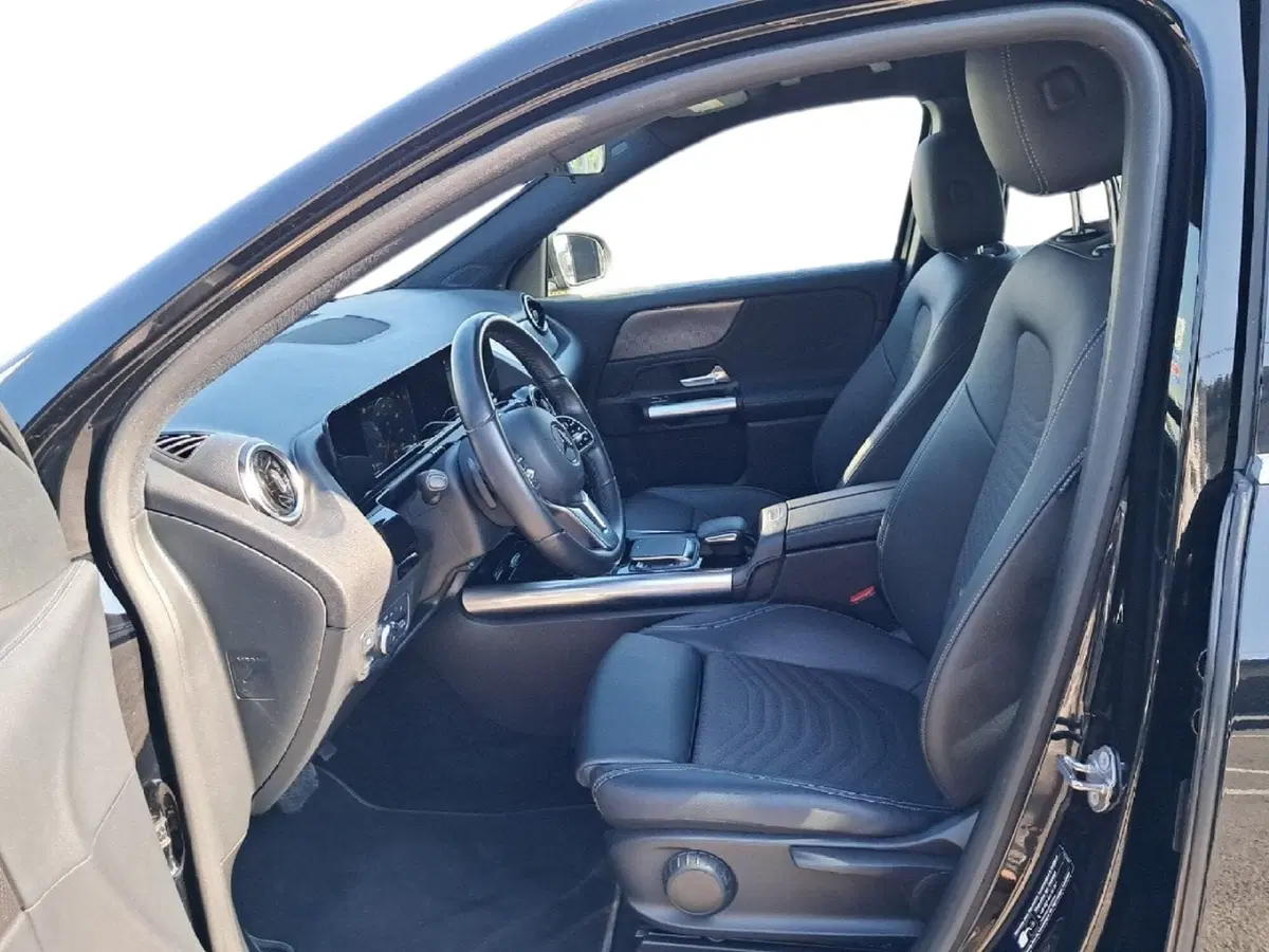 Mercedes-Benz GLA SUV usata a Salerno (10)