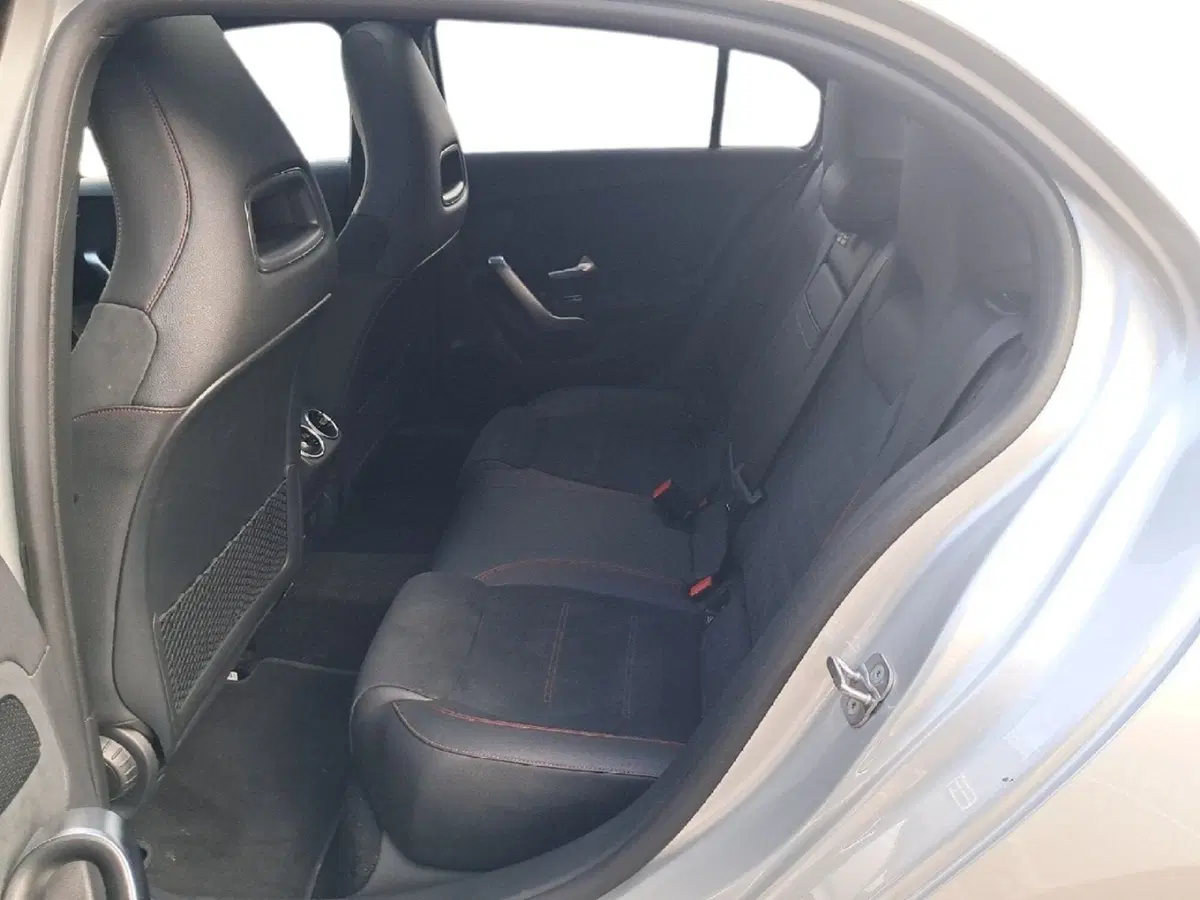 Mercedes-Benz Classe A usata a Salerno (9)