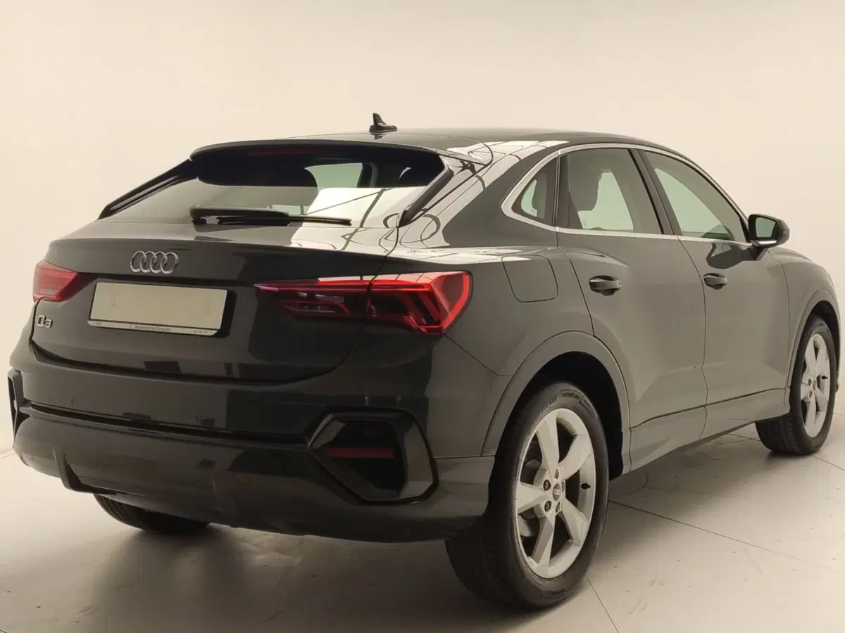 Audi Q3 Sportback usata a Avellino (7)
