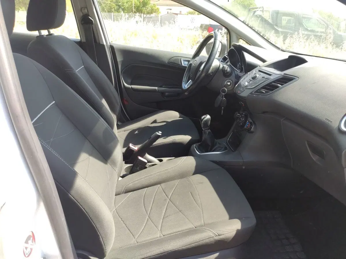 Ford Fiesta usata a Benevento (19)