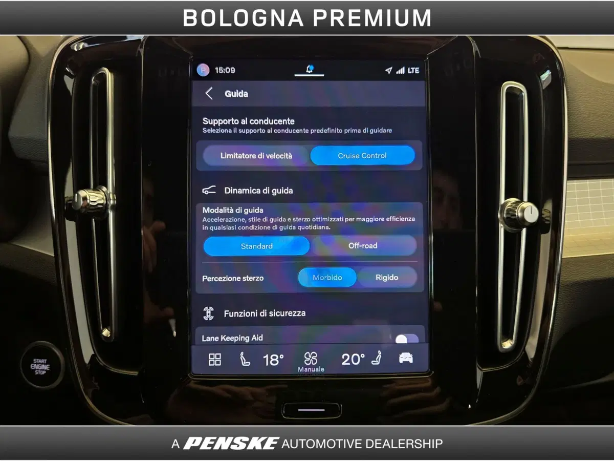 Volvo XC40 usata a Bologna (14)
