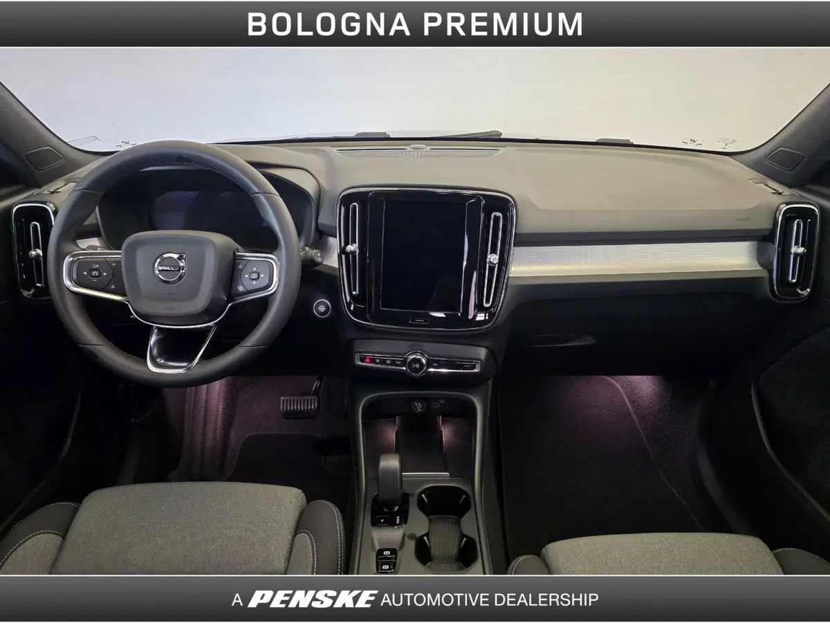 Volvo XC40 usata a Bologna (4)