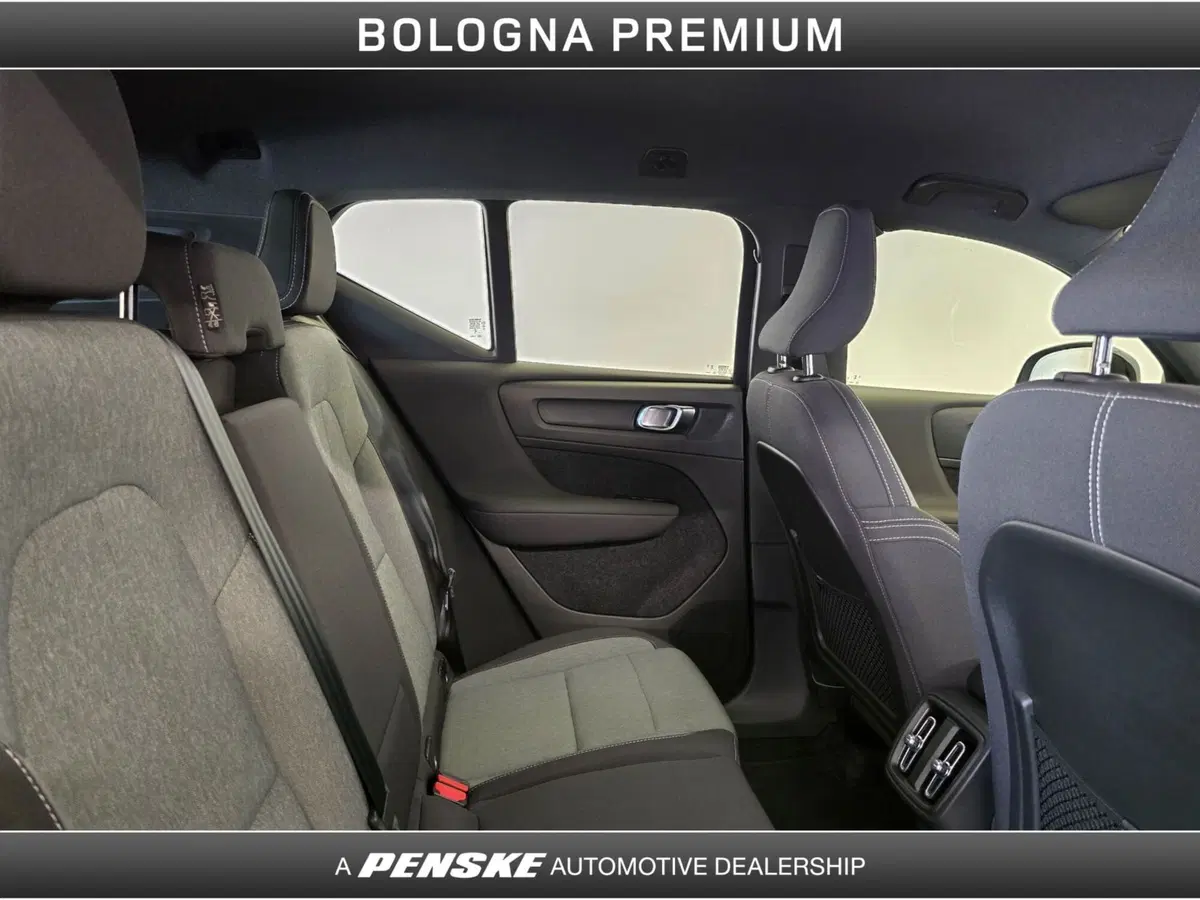 Volvo XC40 usata a Bologna (5)