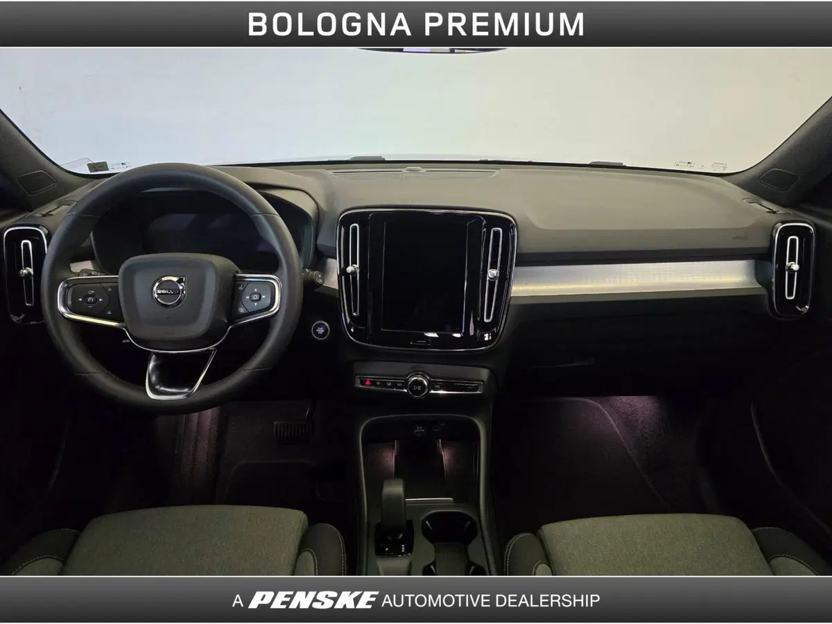 Volvo XC40 usata a Bologna (4)