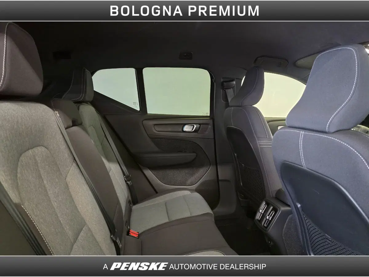 Volvo XC40 usata a Bologna (5)