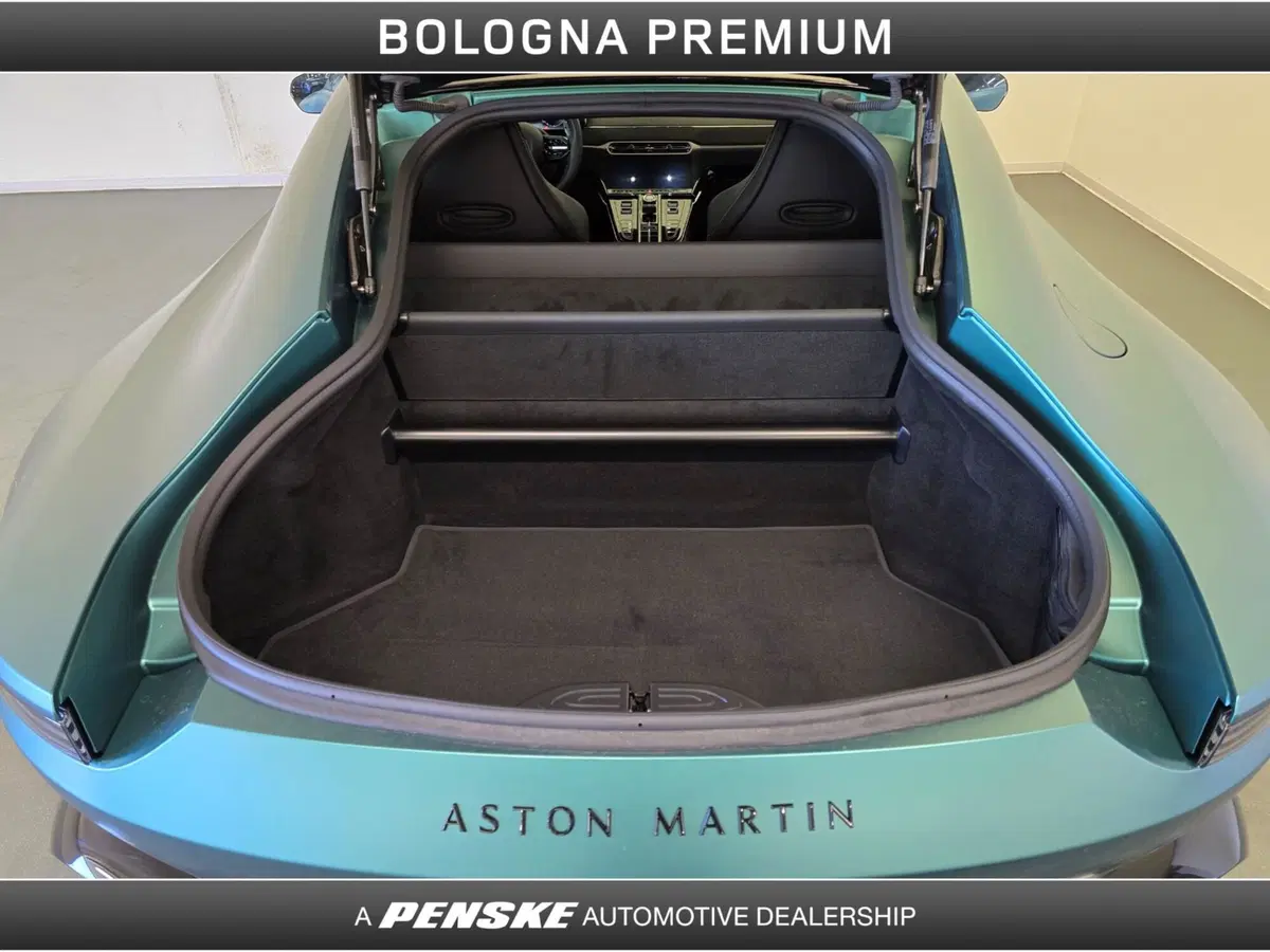 Aston Martin Vantage Coupé usata a Bologna (10)