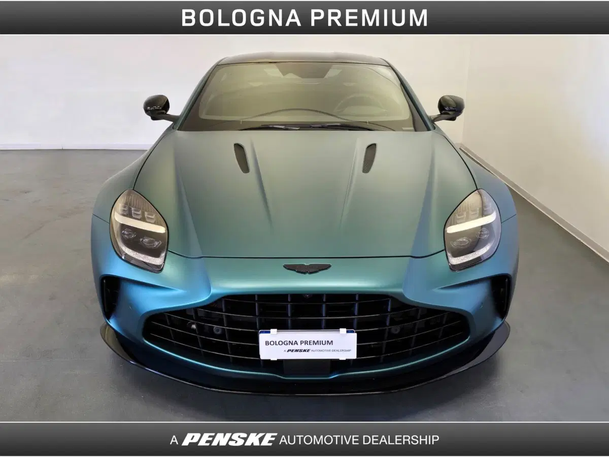 Aston Martin Vantage Coupé usata a Bologna (8)
