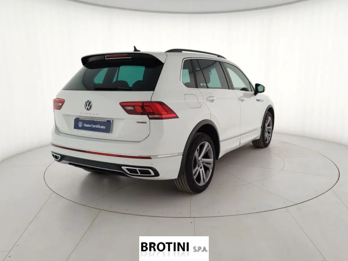 Volkswagen Tiguan usata a Massa-Carrara (3)