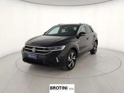 Volkswagen T-Roc 1.5 tsi R-Line del 2024 usata a Massa