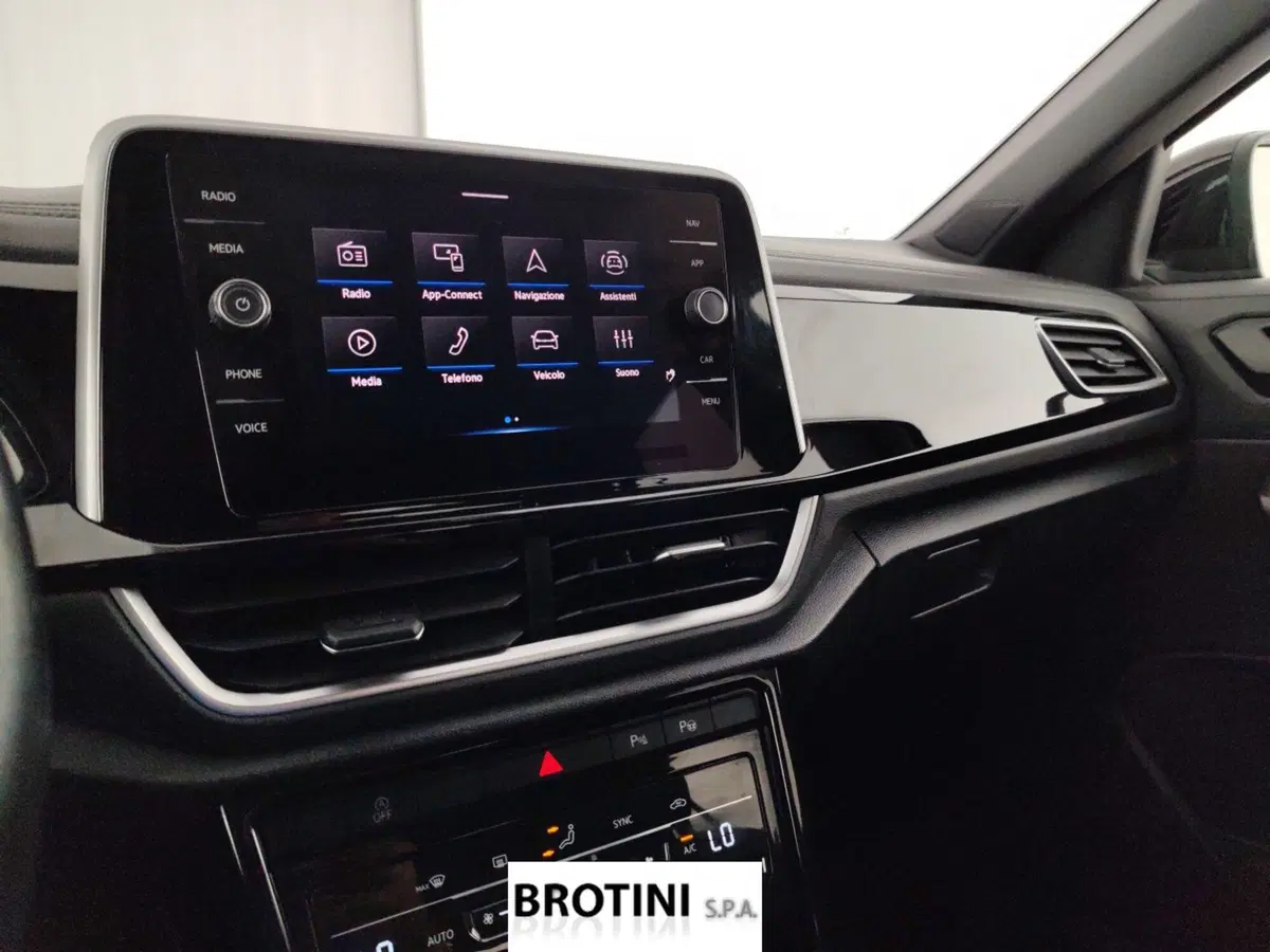 Volkswagen T-Roc usata a Massa-Carrara (12)