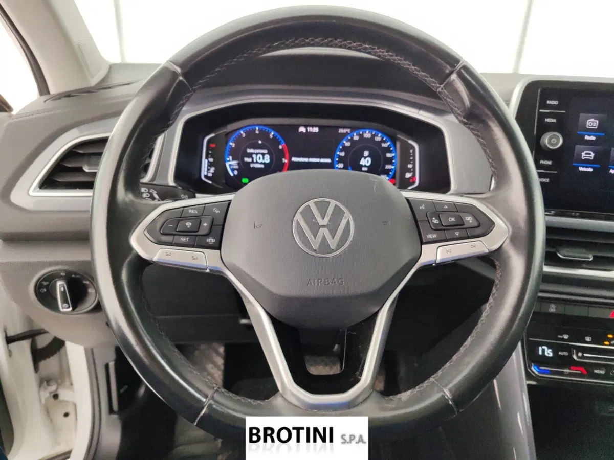 Volkswagen T-Roc usata a Massa-Carrara (14)