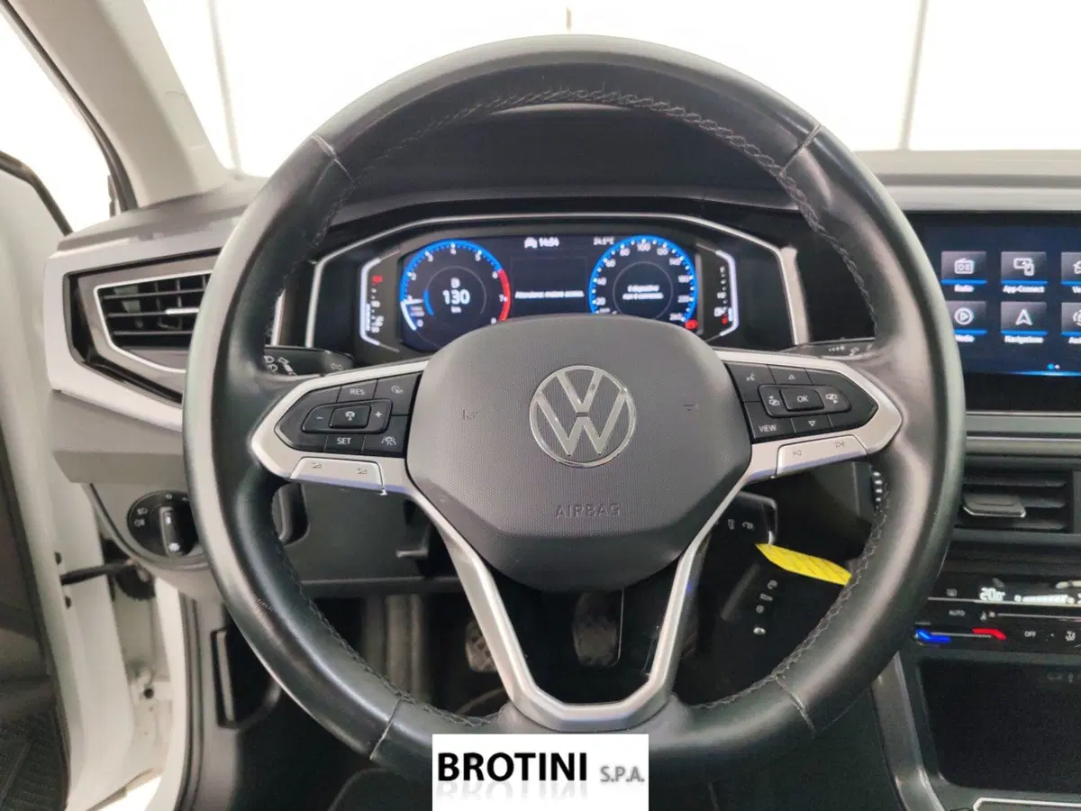 Volkswagen Polo usata a Massa-Carrara (14)