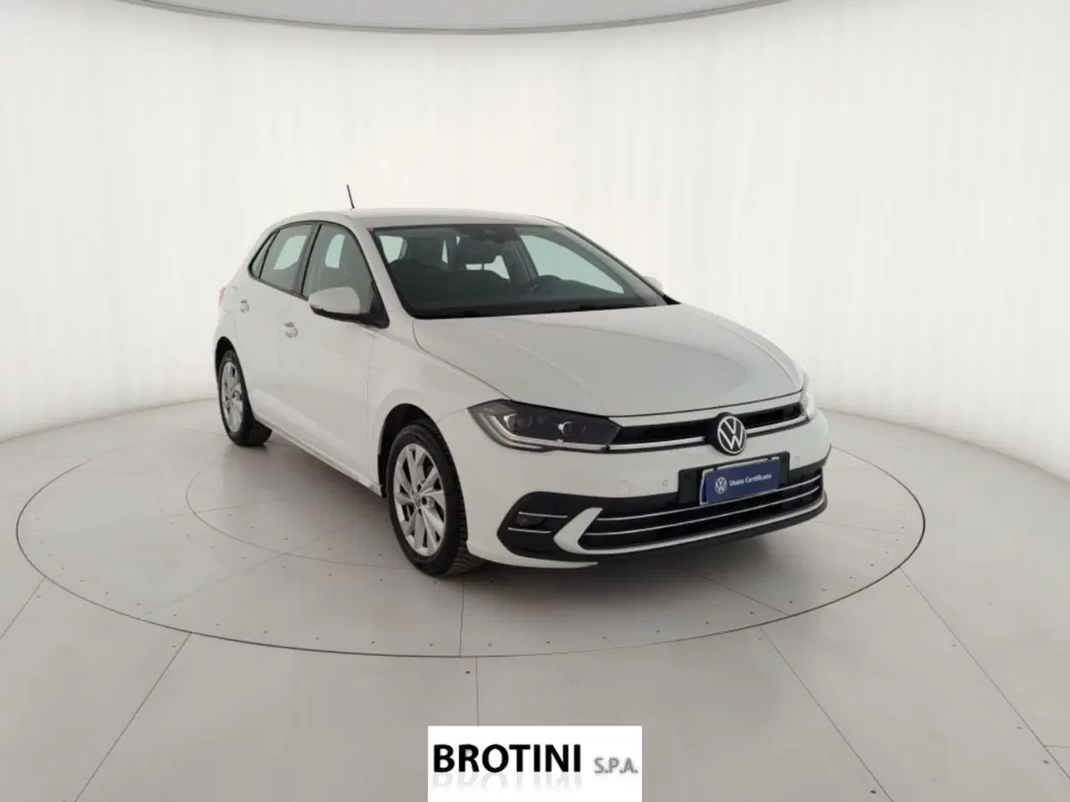 Volkswagen Polo usata a Massa-Carrara (4)