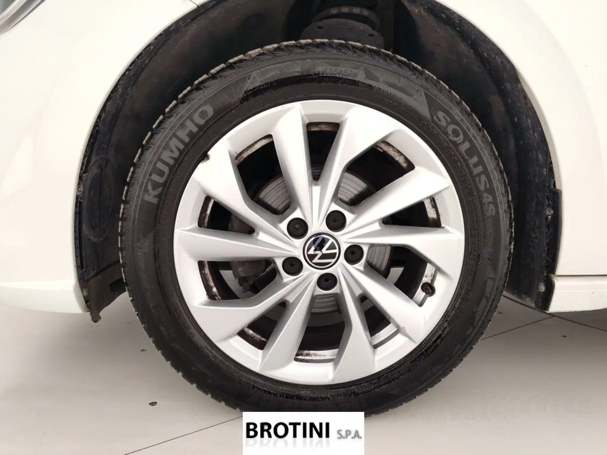 Volkswagen Polo usata a Massa-Carrara (6)