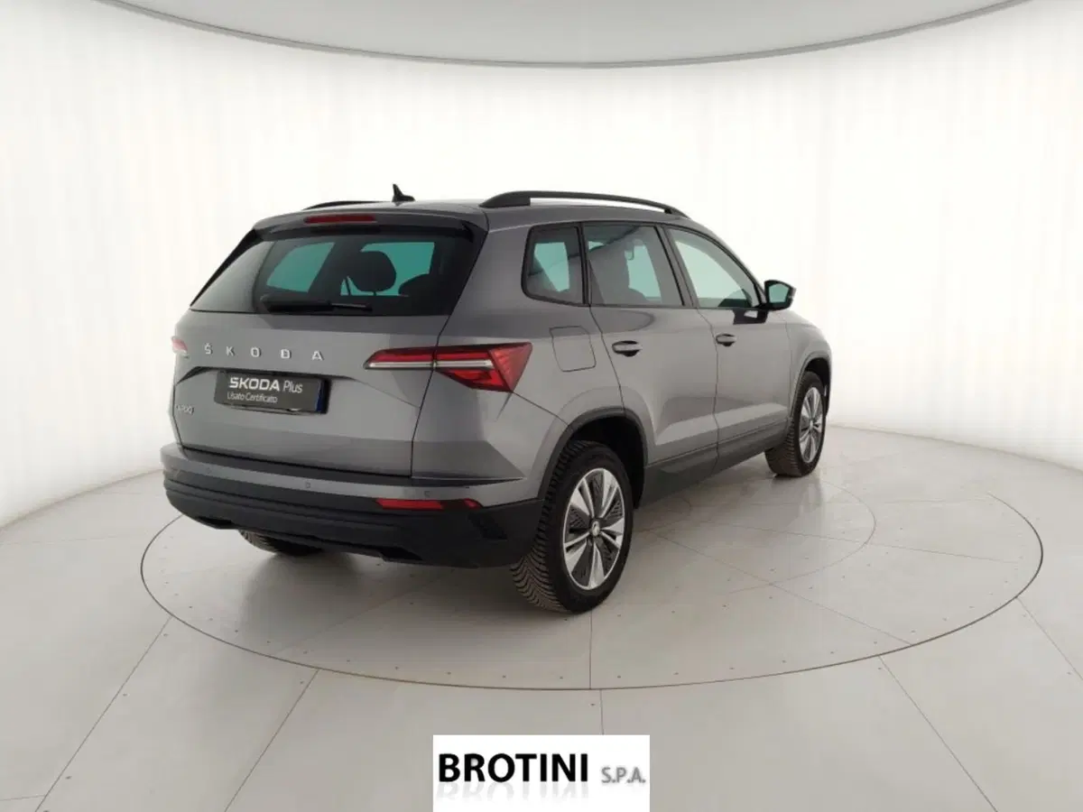 Skoda Karoq usata a Massa-Carrara (3)