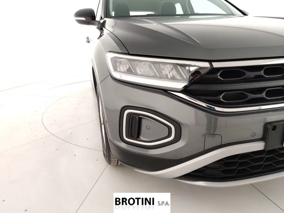 Volkswagen T-Roc usata a Massa-Carrara (5)
